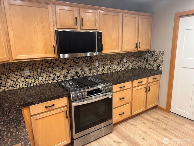 11526 NE 116th Street, Kirkland, WA 98034