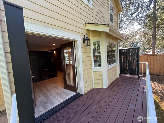 11526 NE 116th Street, Kirkland, WA 98034