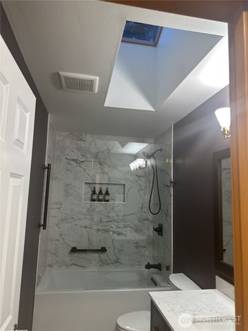 11526 NE 116th Street, Kirkland, WA 98034