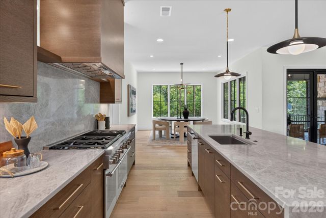 217 Crest Court, Weddington, NC 28104