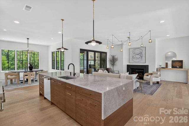 217 Crest Court, Weddington, NC 28104