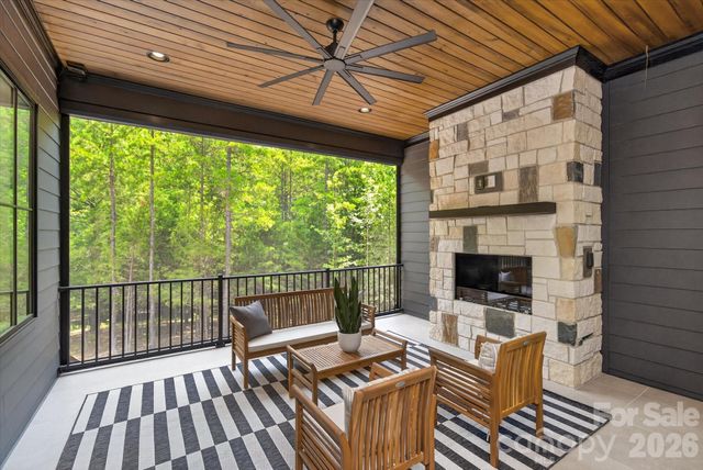 217 Crest Court, Weddington, NC 28104