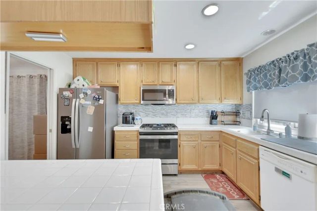 965 Hardwick, Beaumont, CA 92223