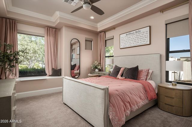 8700 N 55TH Place, Paradise Valley, AZ 85253