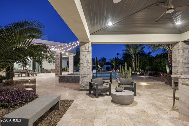8700 N 55TH Place, Paradise Valley, AZ 85253