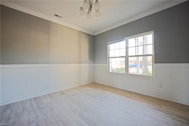 716 Gary LN, Hampton, VA 23669