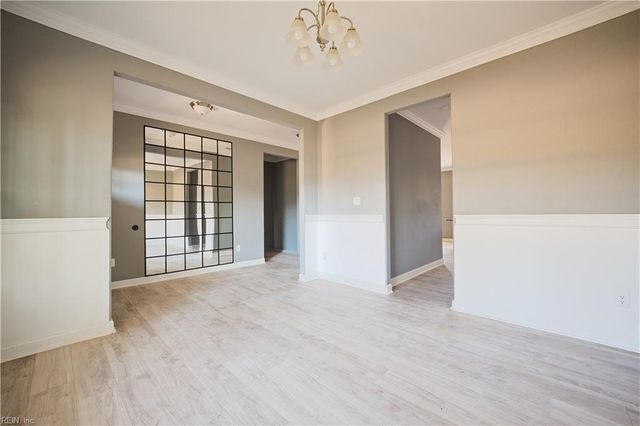 716 Gary LN, Hampton, VA 23669