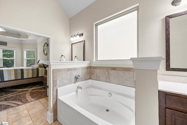220 Sunnybrook Lane, Greer, SC 29650