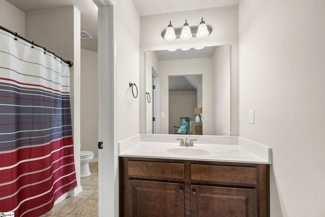 220 Sunnybrook Lane, Greer, SC 29650