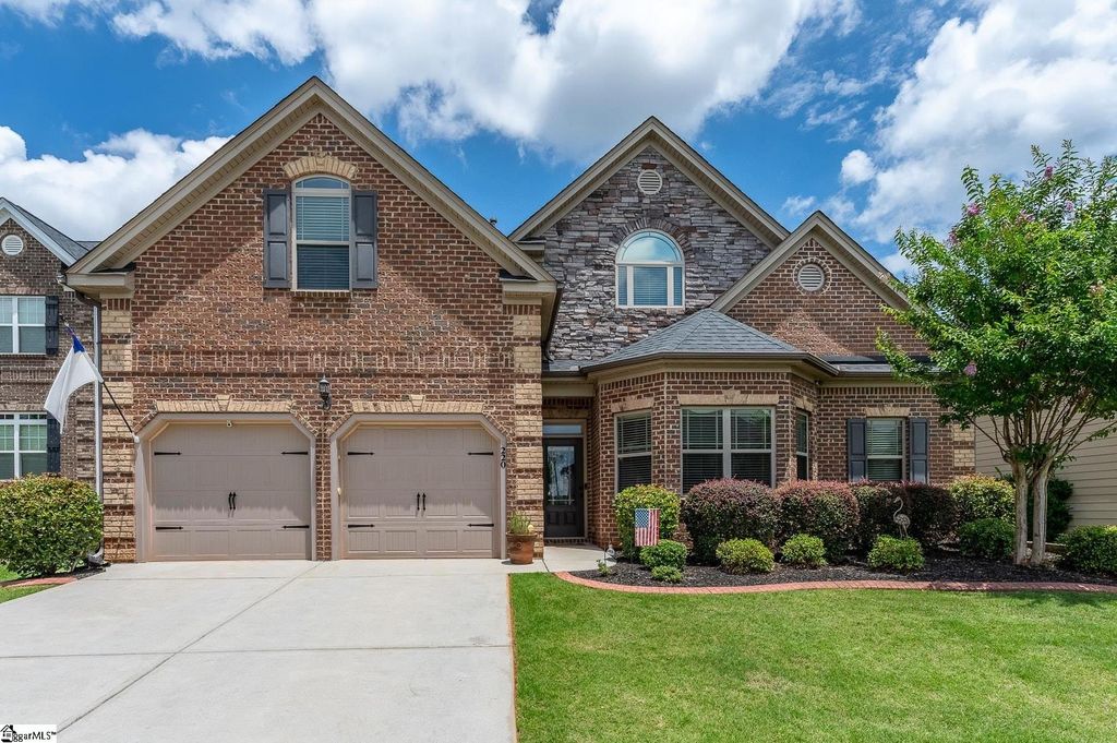 220 Sunnybrook Lane, Greer, SC 29650