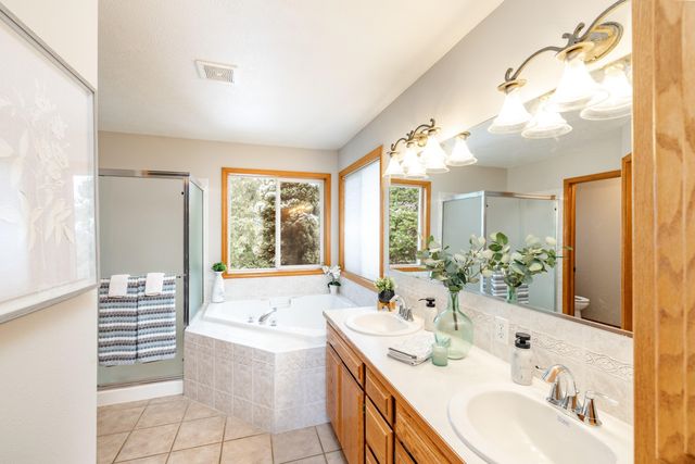 10706 N Acoma Ct, Spokane, WA 99208