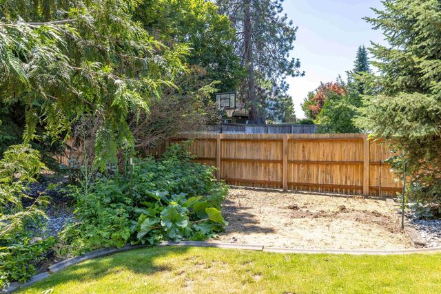 10706 N Acoma Ct, Spokane, WA 99208