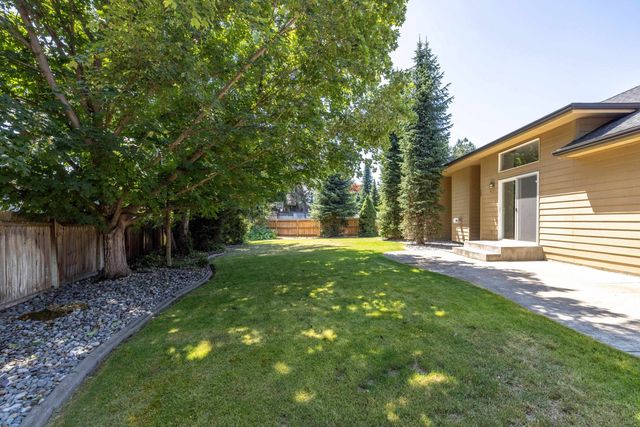 10706 N Acoma Ct, Spokane, WA 99208