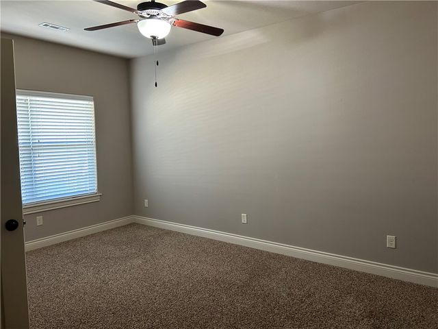 5912 W Willow Street, Rogers, AR 72758