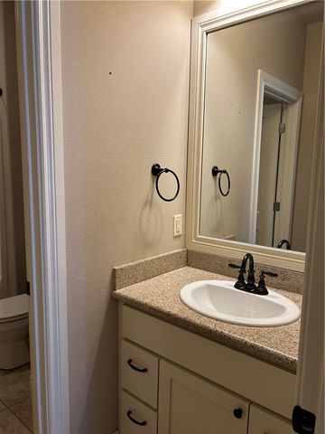 5912 W Willow Street, Rogers, AR 72758