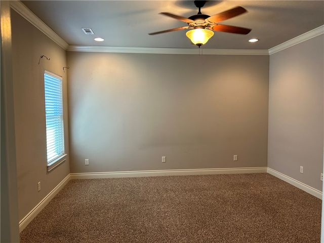 5912 W Willow Street, Rogers, AR 72758