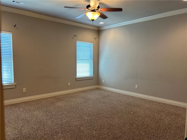 5912 W Willow Street, Rogers, AR 72758