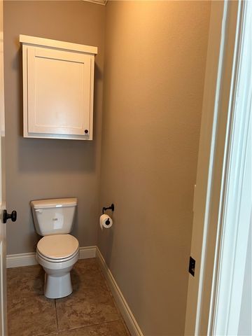 5912 W Willow Street, Rogers, AR 72758