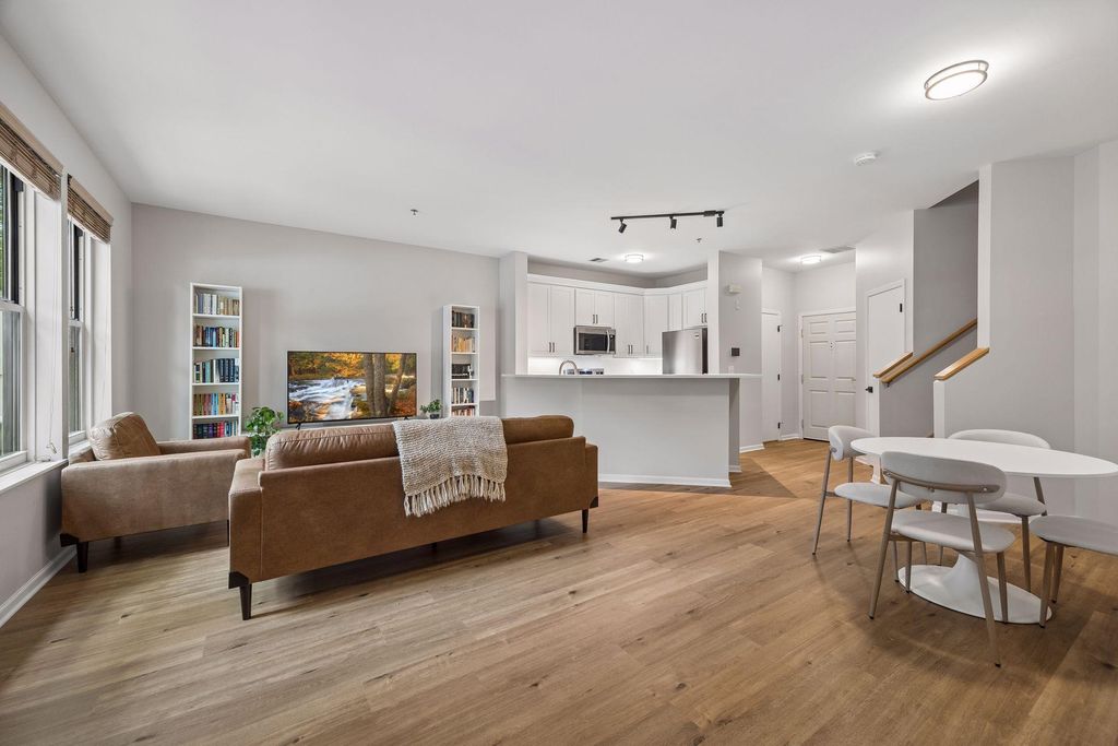 600 N 2nd Street 102, Minneapolis, MN 55401 — photo 5