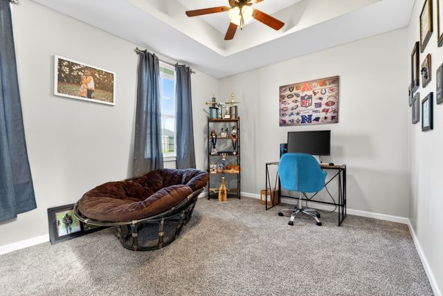 1585 Parkside Dr, Clarksville, TN 37042