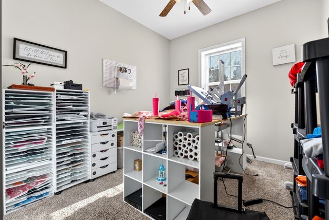 1585 Parkside Dr, Clarksville, TN 37042