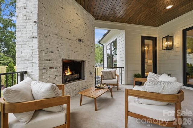 1412 Lyon Court, Charlotte, NC 28205