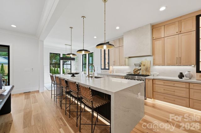 1412 Lyon Court, Charlotte, NC 28205