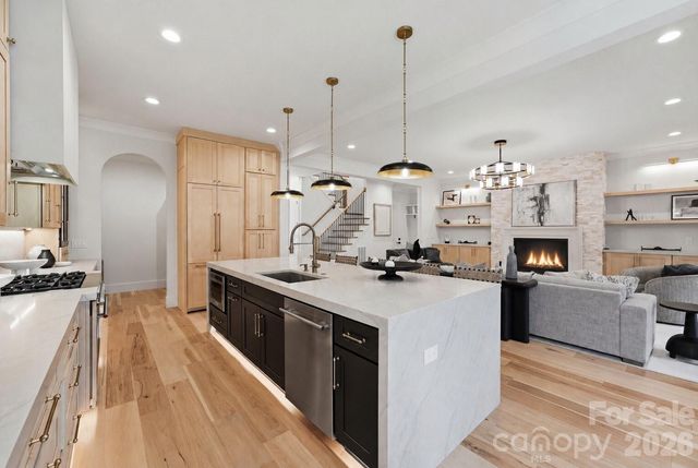 1412 Lyon Court, Charlotte, NC 28205