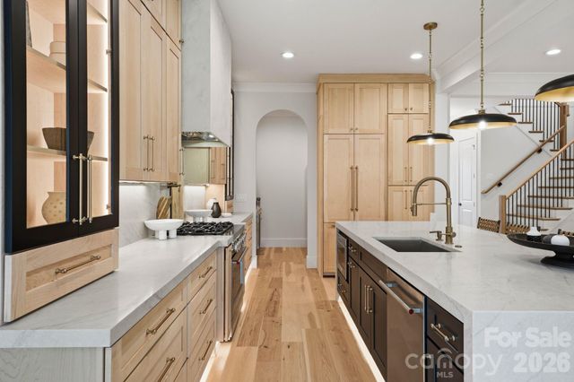 1412 Lyon Court, Charlotte, NC 28205