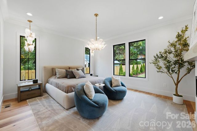 1412 Lyon Court, Charlotte, NC 28205