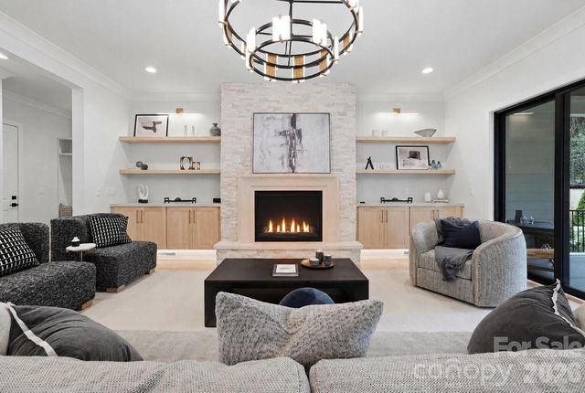 1412 Lyon Court, Charlotte, NC 28205