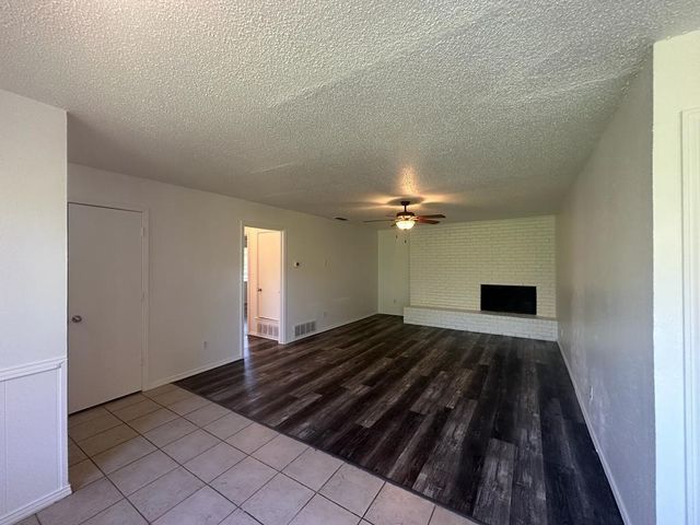 2818 Golfing Green Drive, Farmers Branch, TX 75234
