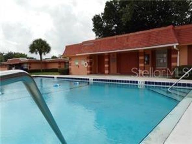 2929 W OAK RIDGE ROAD E8, Orlando, FL 32809