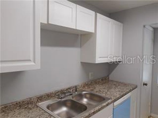 2929 W OAK RIDGE ROAD E8, Orlando, FL 32809