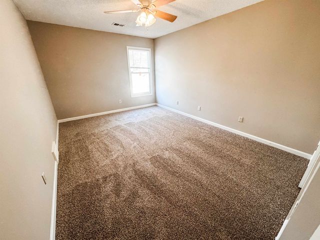 624 LANDING PARTY LN, Collierville, TN 38017