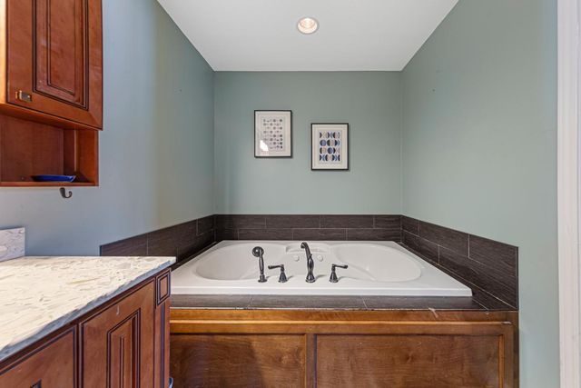 14835 Falk Avenue, Northfield, MN 55057