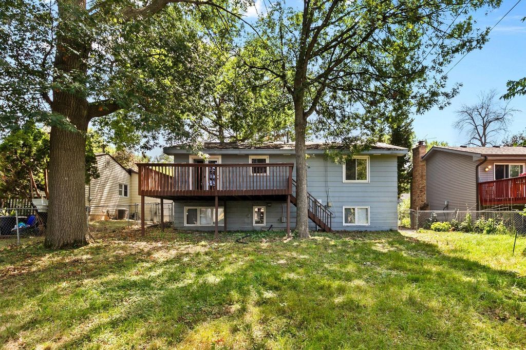 677 California Avenue E, Saint Paul, MN 55106 — photo 5