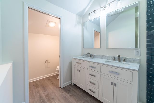 5654 Middle Creek Road, Ravenel, SC 29470