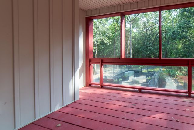 5654 Middle Creek Road, Ravenel, SC 29470