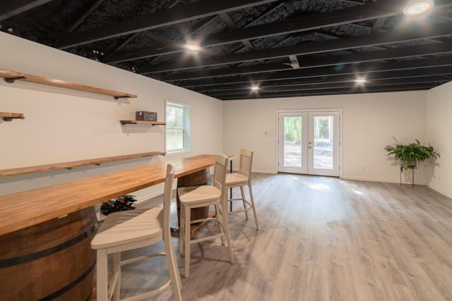 5654 Middle Creek Road, Ravenel, SC 29470