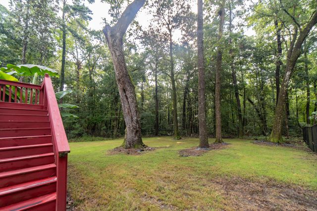 5654 Middle Creek Road, Ravenel, SC 29470
