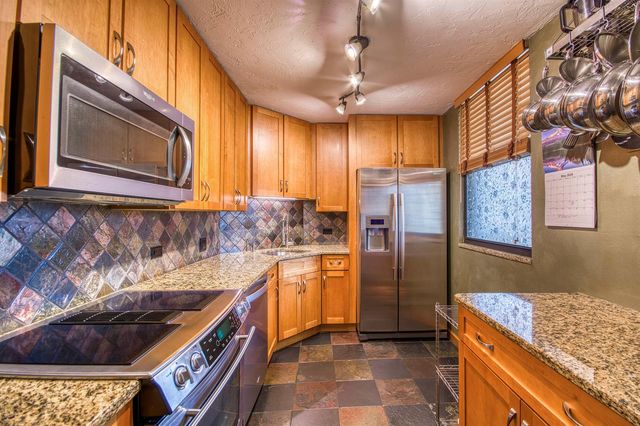 136 Lakeshore Drive 211, North Palm Beach, FL 33408