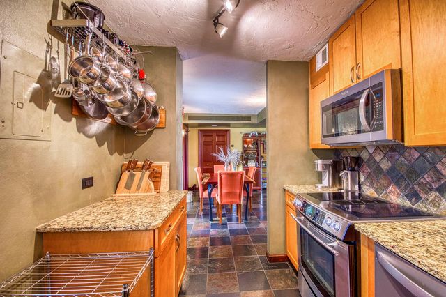 136 Lakeshore Drive 211, North Palm Beach, FL 33408