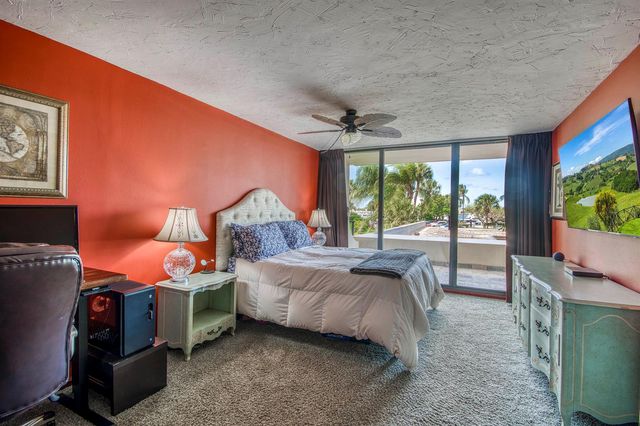 136 Lakeshore Drive 211, North Palm Beach, FL 33408