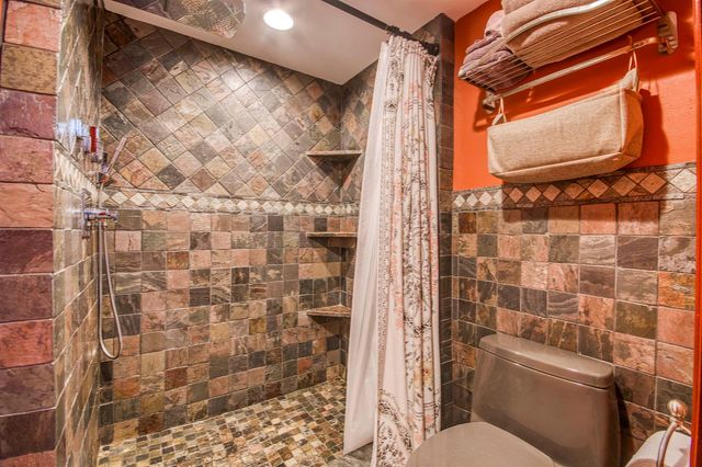 136 Lakeshore Drive 211, North Palm Beach, FL 33408
