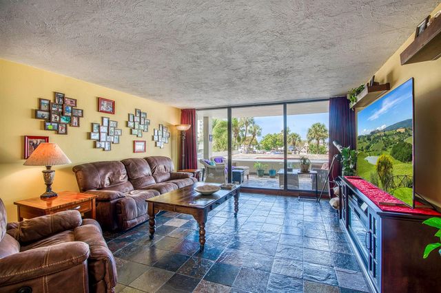 136 Lakeshore Drive 211, North Palm Beach, FL 33408