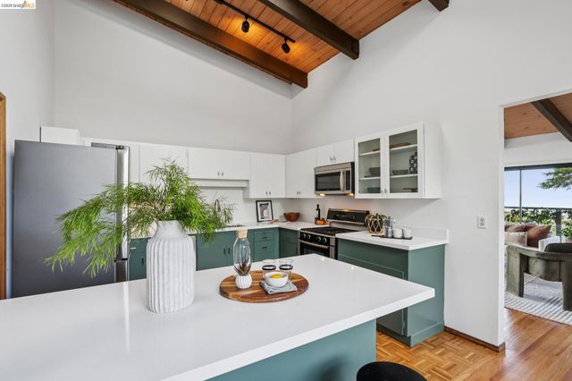 3560 Dwight Way, Berkeley, CA 94704