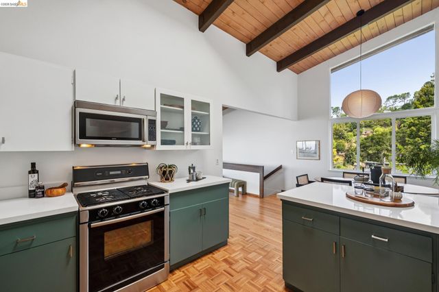 3560 Dwight Way, Berkeley, CA 94704