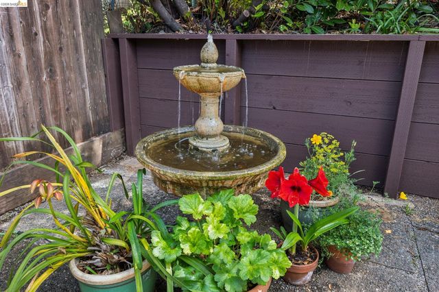 3560 Dwight Way, Berkeley, CA 94704