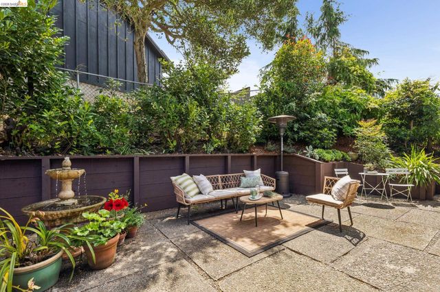 3560 Dwight Way, Berkeley, CA 94704